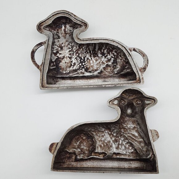 Cast aluminum Lamb Cake Mold Kitchen Display Piece Aged Patina Stamped - Picture 6 of 9